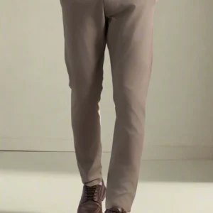 Signature Chino - C002